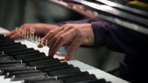 Michael Houstoun playing the Schimmel piano